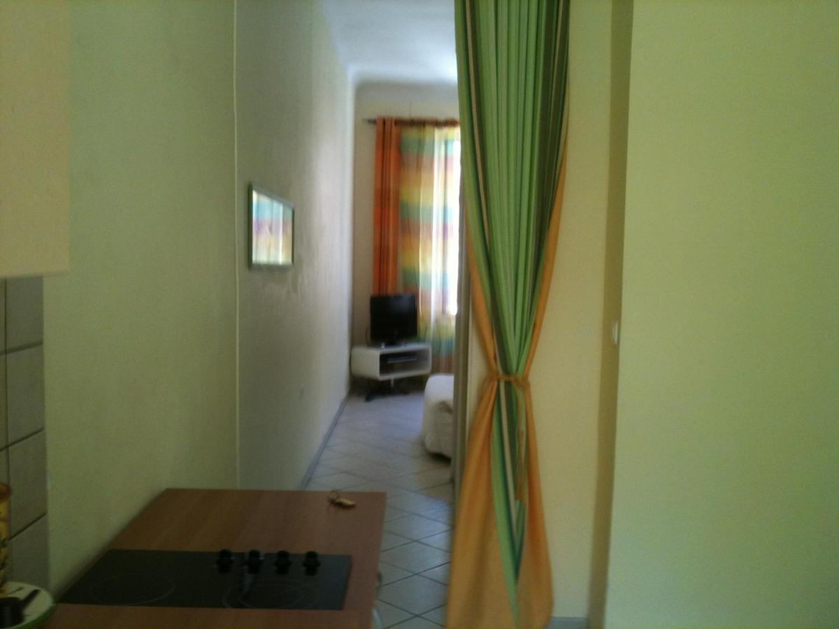 Domus Sea And Apartment